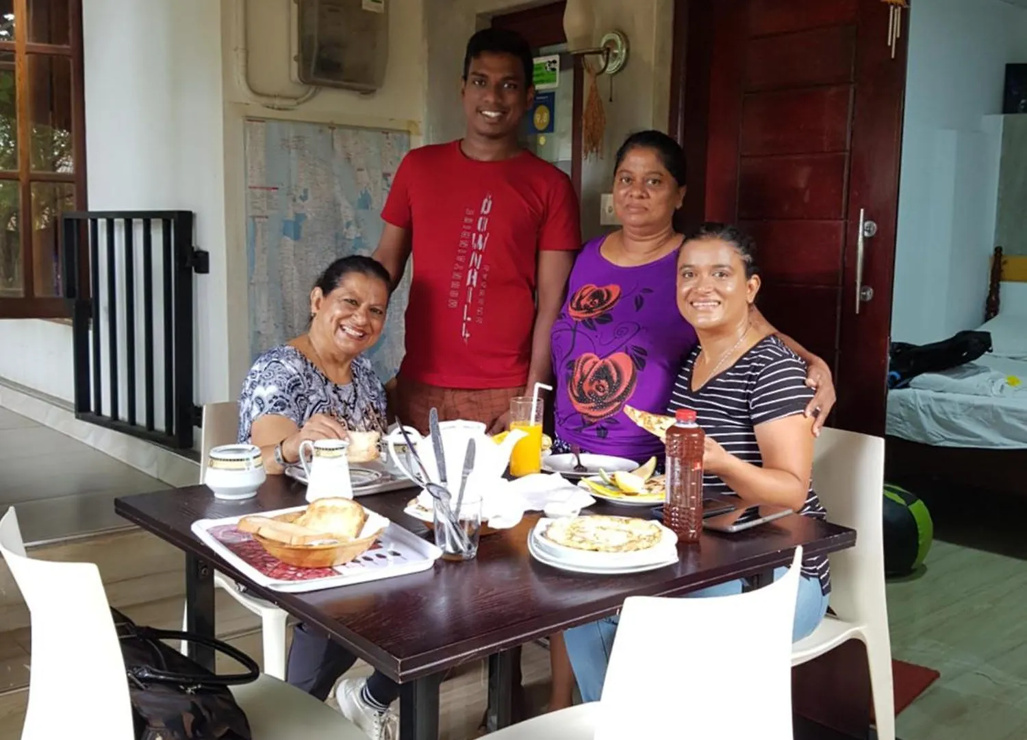 The Villa Sunshine Kadawala Dunagaha Homestay